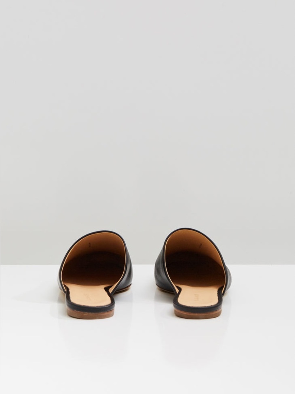 Jil Sander navy Black Leather Slip-On Women’s Mule - Picture 5 of 11